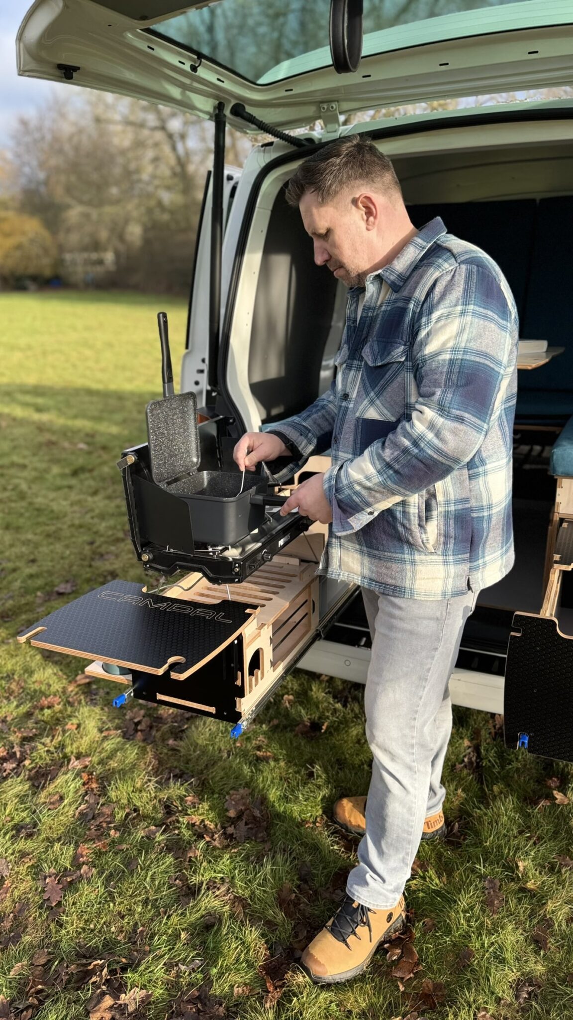 TRANSPORTER_CAMPAL_ELEVATE_CAMPERVAN_BOX_MARTINCOOKING