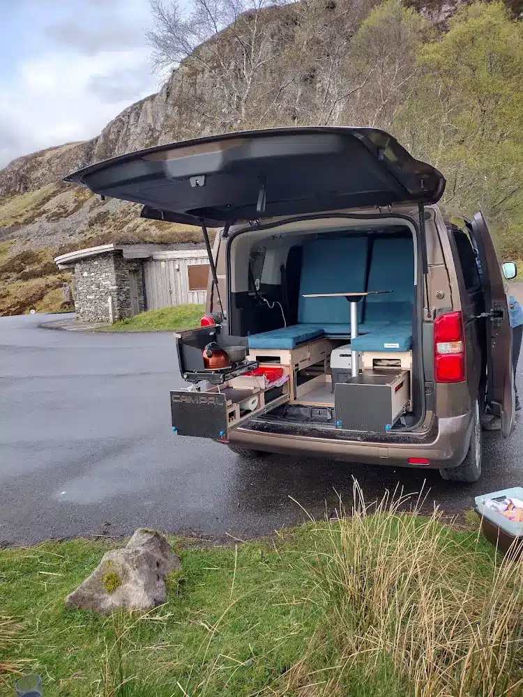Stephen's Peugeot Traveller with the Campal Elevate.