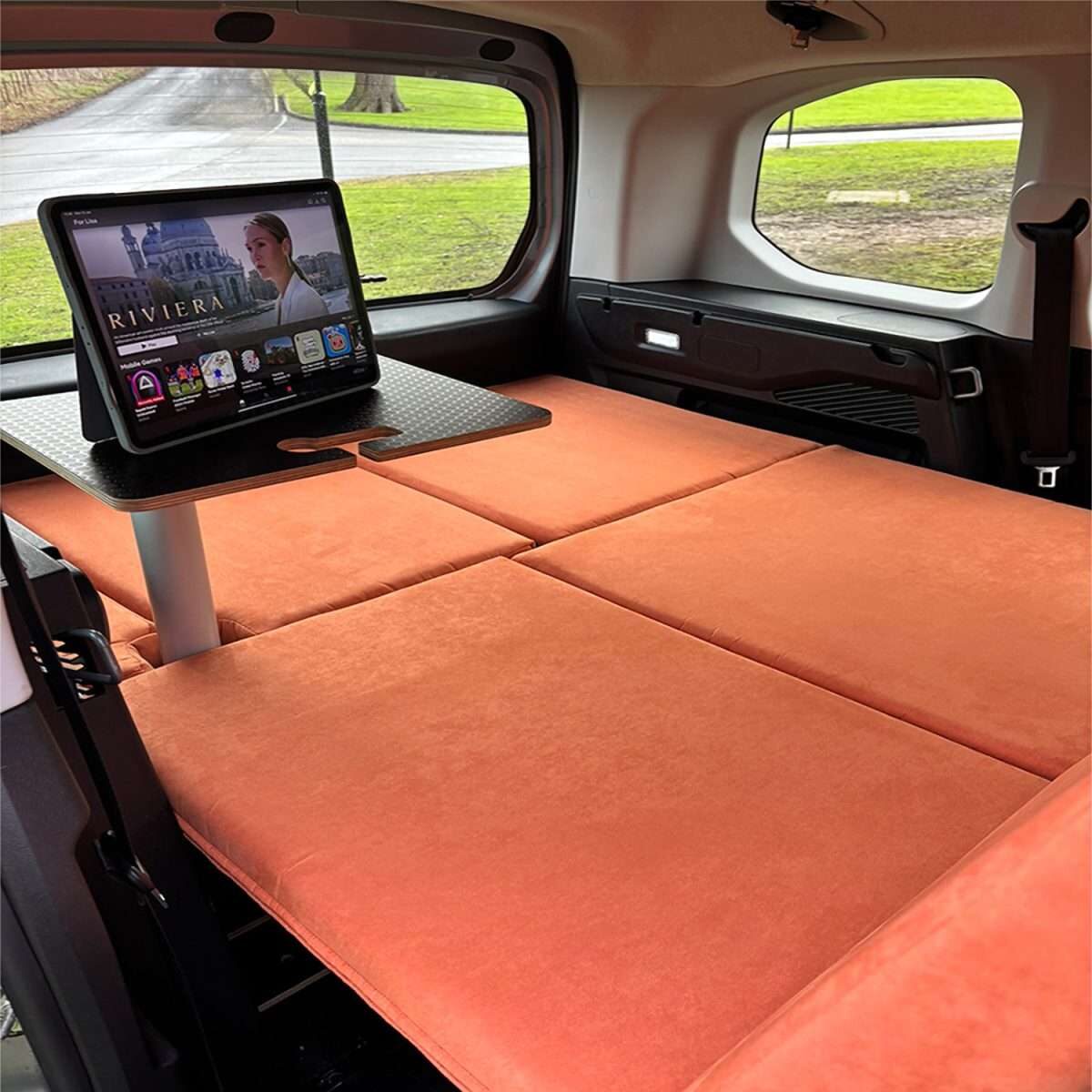Campal Split 2025 Berlingo Camper Inside