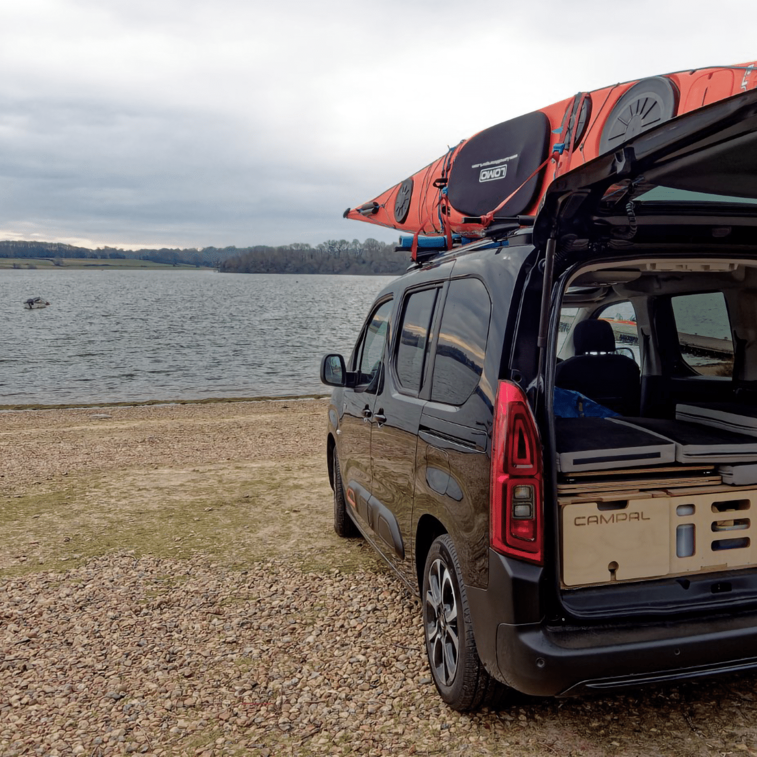 Campal-split-camper-pod-for-Berlingo