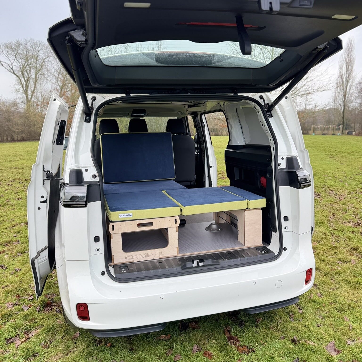 Simply Campal ID Buzz campervan pod side access