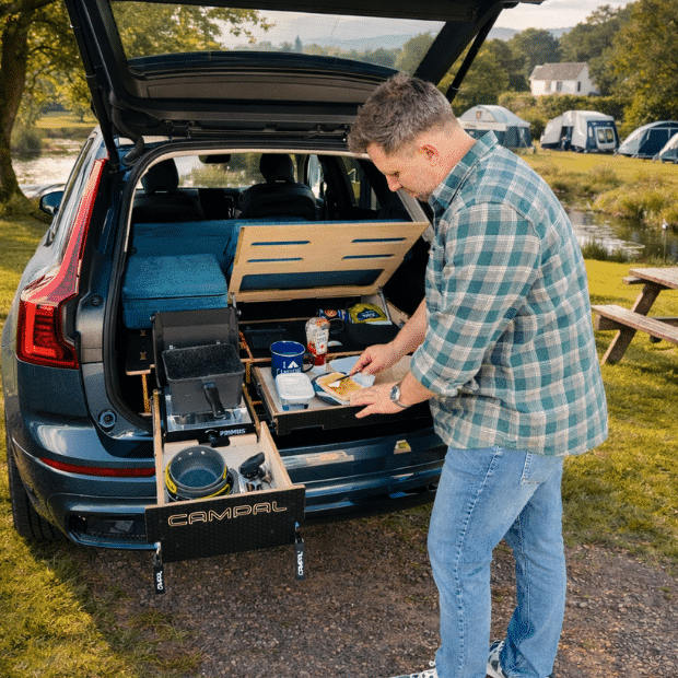 campal-estate-volvo-camper-kitchen-box